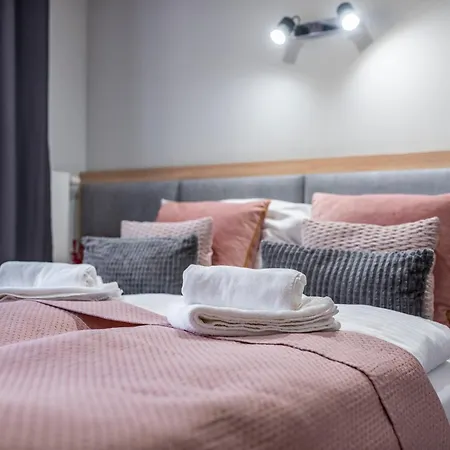 Trevilles - Hills Apartman *